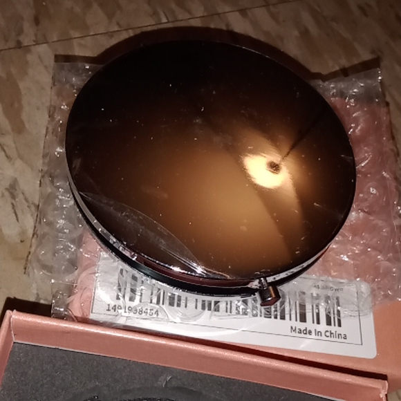 Mirror 🪞💄❤️ - Picture 6 of 9